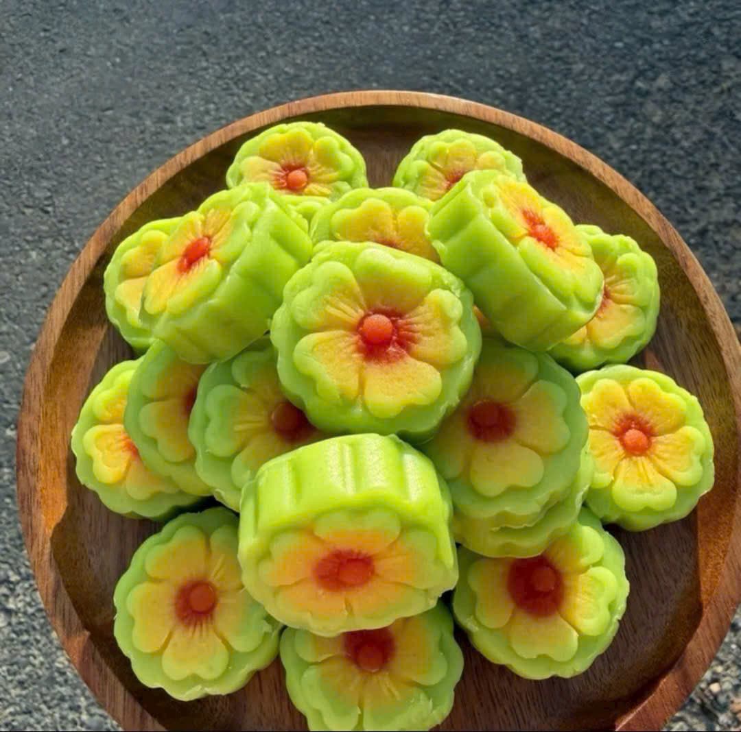 Bánh Hoa Mai
